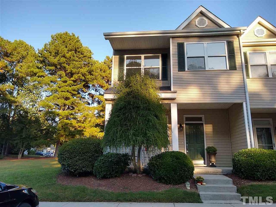1st image of 131 Licorice Dr