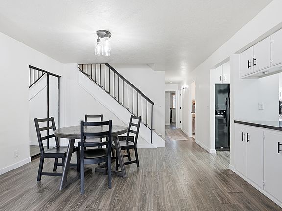 4th image of 8109 S Cottonwood Hills Cir