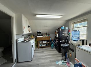 912 Park Ave #3, Cranston, RI 02910