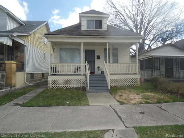 2118 Burnside St, Hamtramck, MI 48212