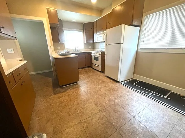 1120 N 10th St. - 1120 — Photo 2