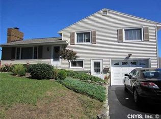 901 Leroy Rd, North Syracuse, NY 13212