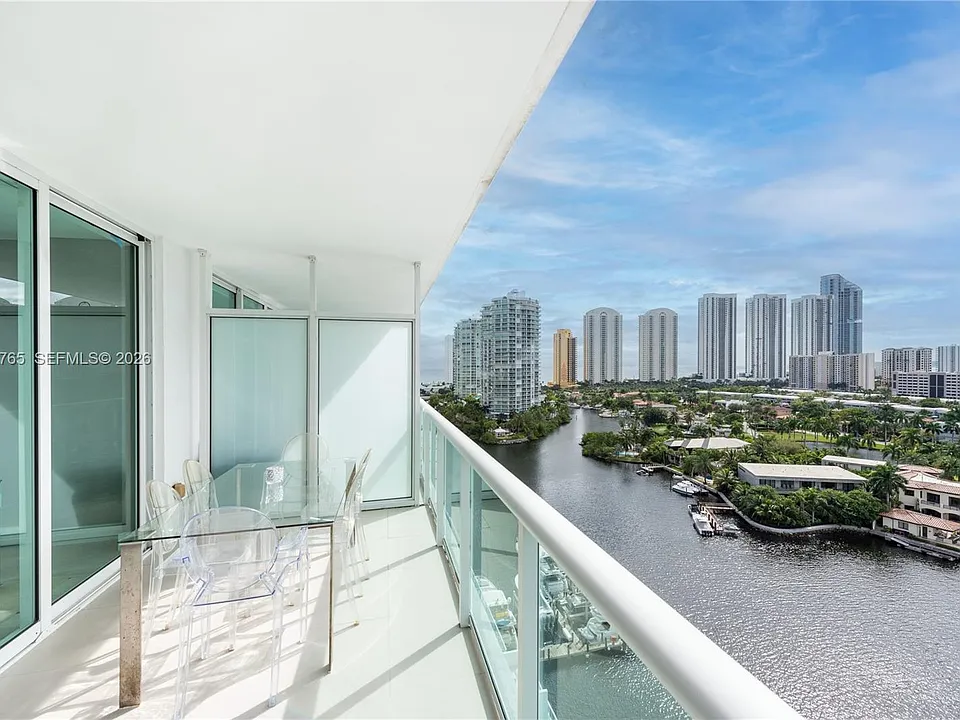 400 Sunny Isles Blvd #1518