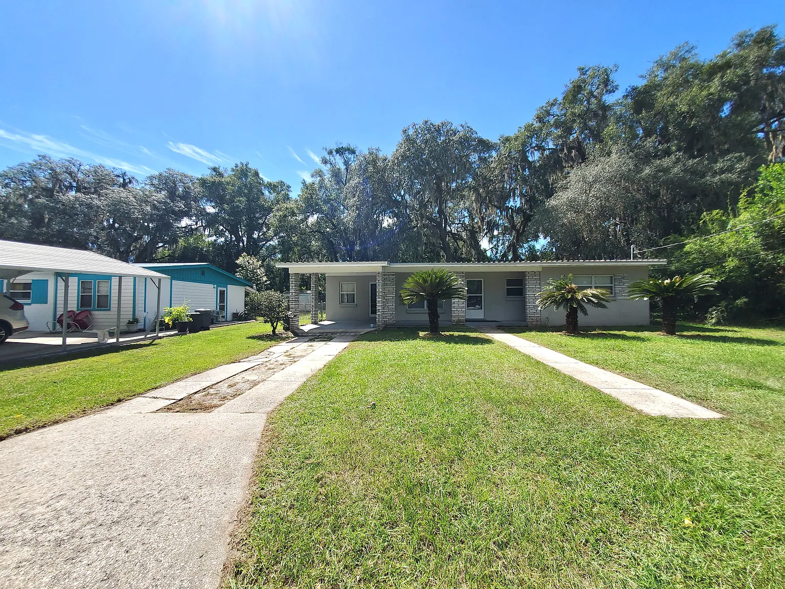 2 bed, 1.5 bath, 1375 sqft, $1,400 — Photo 2