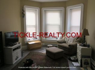 176 Alexander St APT 6, Rochester, NY 14607