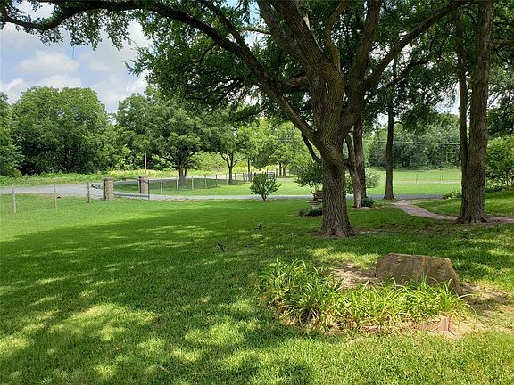 5th image of 4704 Highland Dr