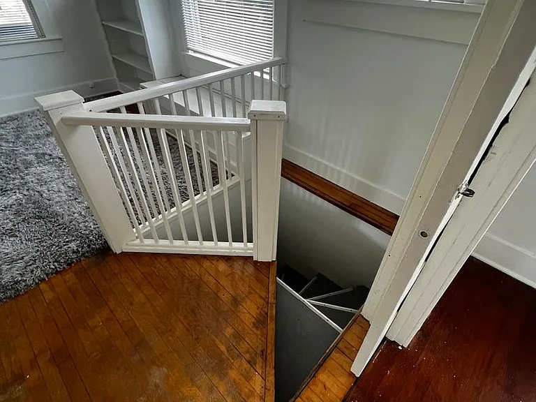 1108 Jackson St — Photo 17