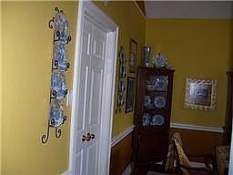 3rd image of 1516 Schumac Ln