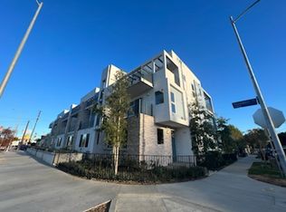 14618 Vanowen St, Van Nuys, CA 91405