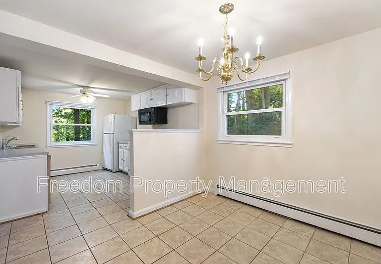 14309 Fairmont Ct — Photo 18