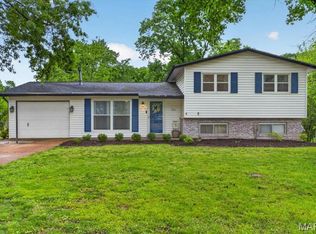 303 Ranch Dr, Ballwin, MO 63011