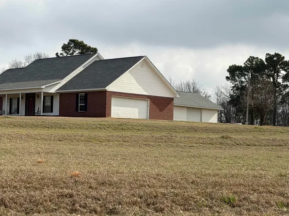 2920 Goodfellow Rd, Star City, AR 71667