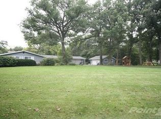 29W511 James Ave, West Chicago, IL 60185