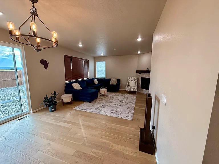 577 Red Valley Trl — Photo 6