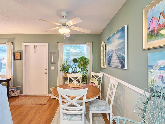 5th image of 2600 SE Ocean Boulevard #BB3