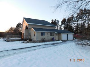 12478 Henry Ln, Cecil, WI 54111