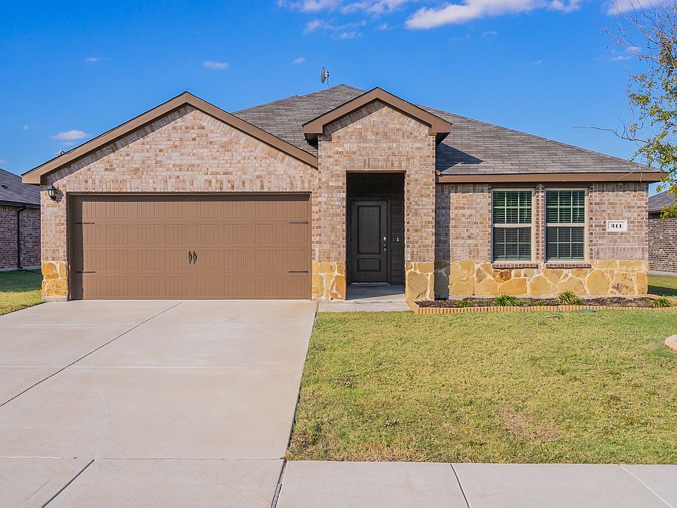 1st image of 311 Pine Hollow Way
