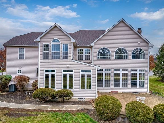 3rd image of 7441 Scioto Ct