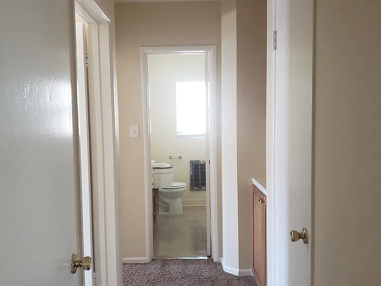 4830 Coliseum St #7 — Photo 8