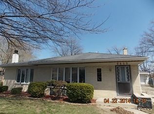 8469 S 83rd Ave, Hickory Hills, IL