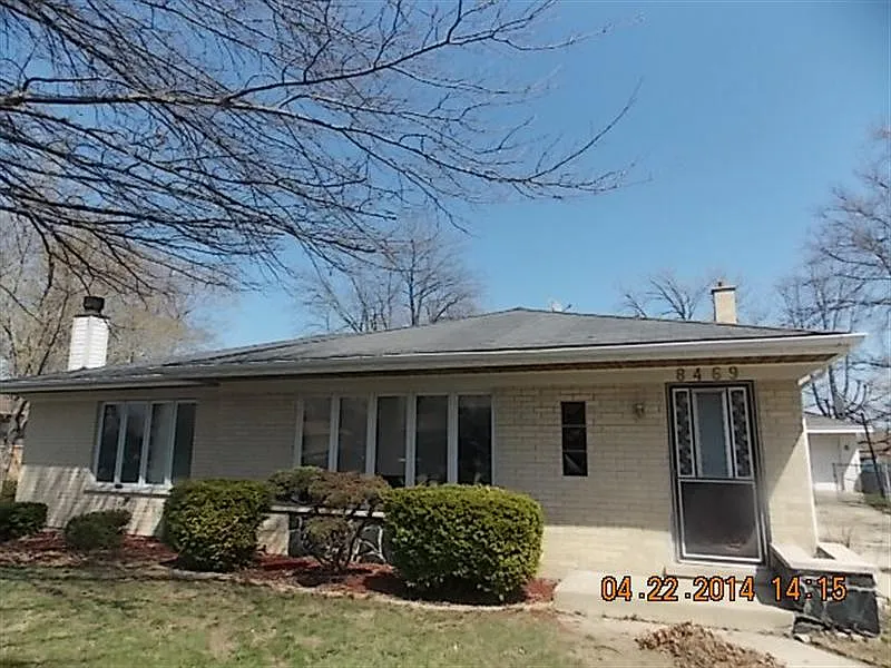 8469 S 83rd Ave photo 1