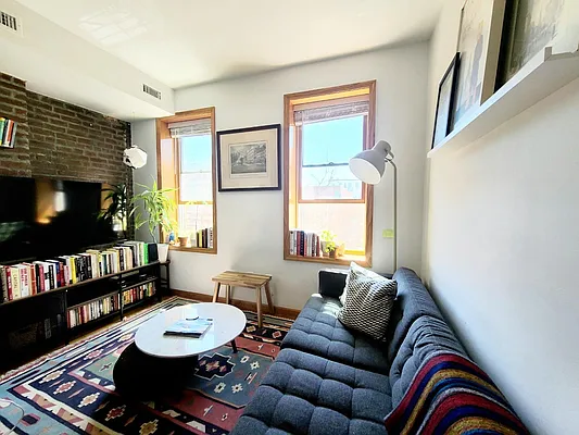 Rented by Brooklyn Heights Real Estate Inc | media 7