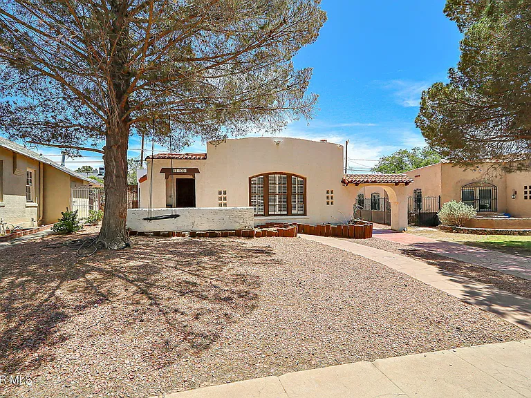 1104 Madeline Dr — Photo 2