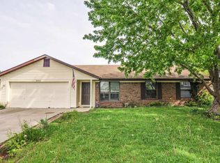 5918 Bittersweet Dr, West Lafayette, IN 47906