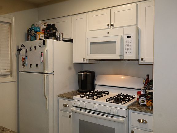 5th image of 611 Nassau Dr