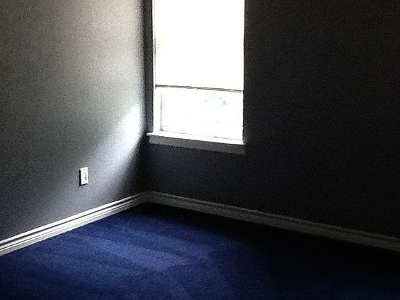 5th image of 608 Fairfield Ave