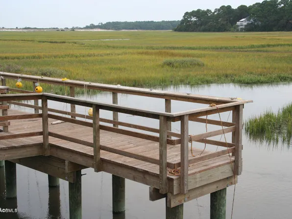 3 Ocean Marsh Ct, Saint Helena Island, SC 29920