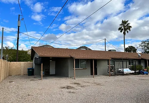 1328 W Cochise Dr #4 Photo 1
