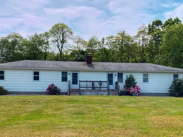 32 Dean St, Rehoboth, MA 02769
