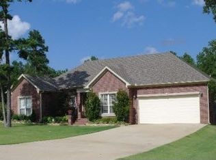 101 Lakeway Dr, Searcy, AR 72143