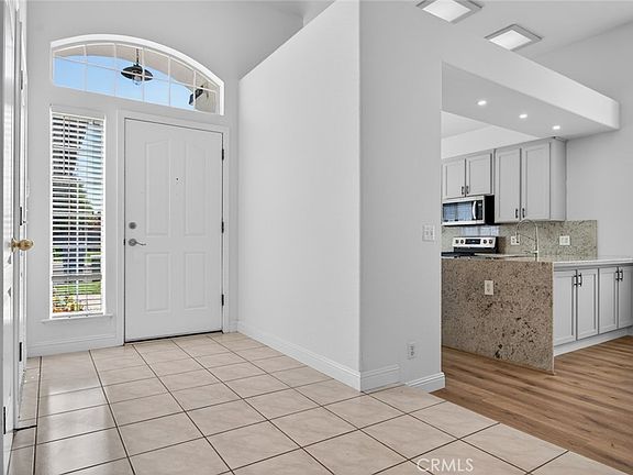 4th image of 10291 N Whitney Ave