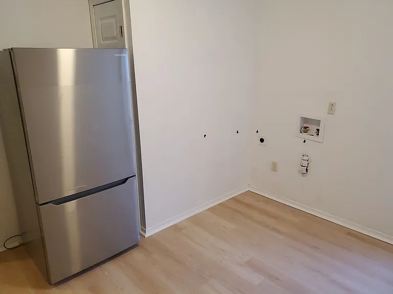 6040 Ogontz Ave — Photo 11