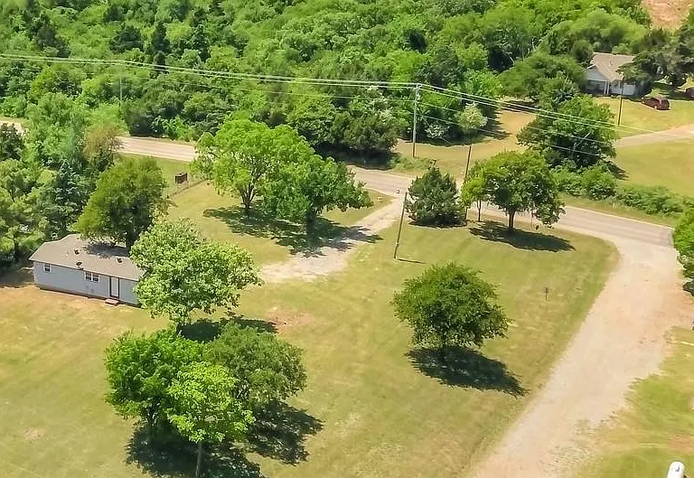 6700 N Coltrane Rd — Photo 15