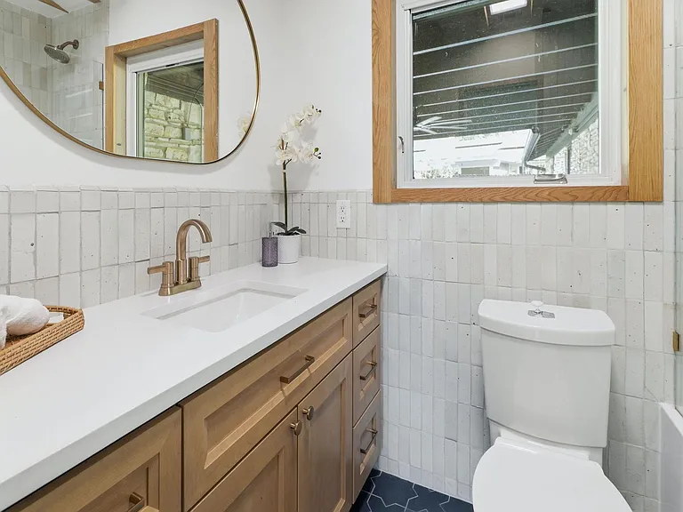 7600 Shoal Creek Blvd — Photo 23