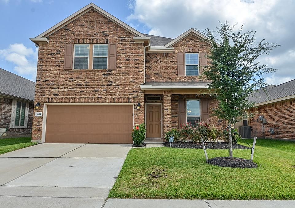 1st image of 3654 Sumner Lodge Dr