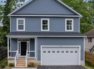 404 Paradise Rd, Riva, MD 21140