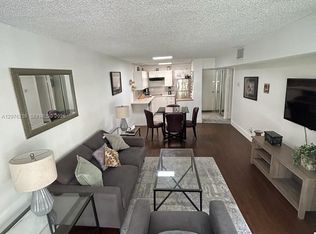 210 172nd St APT 133, Sunny Isles Beach, FL 33160