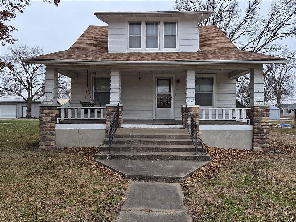 1st image of 407 Parkway St