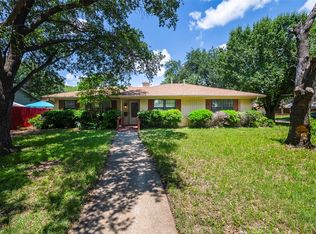 437 Summit Dr, Richardson, TX 75081