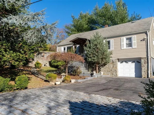 310 Cooper Avenue, Mamaroneck, NY 10543