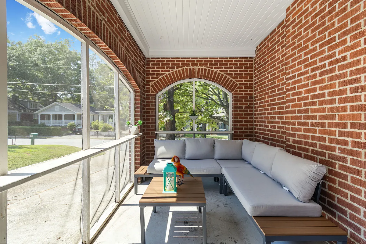 Building Photo - 1185 Francis St NW #B