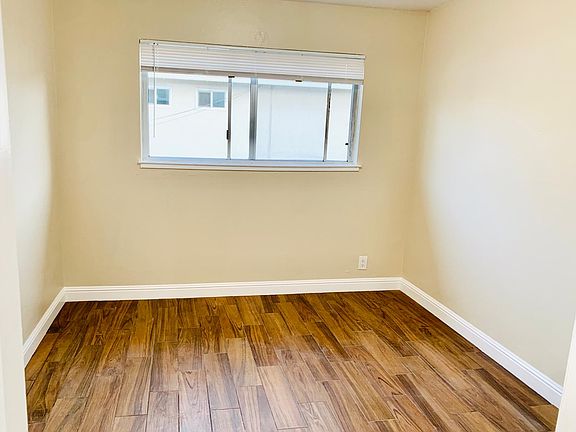 4th image of 62 Winslow St APT 2