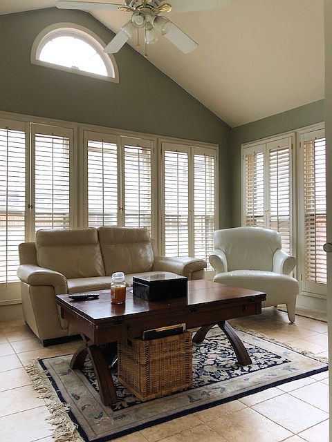 Sunroom with grill deck