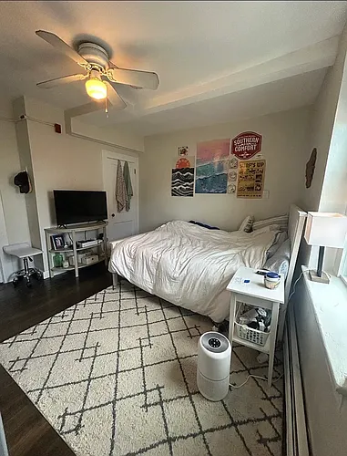 378 Thames St #1 Photo 1