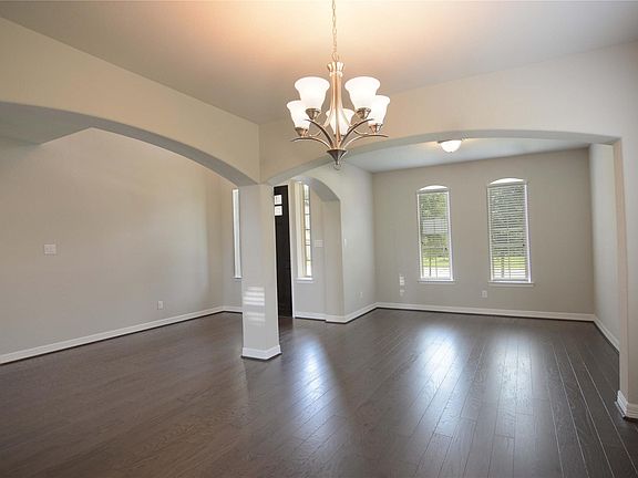 3rd image of 2072 Brookmont Dr