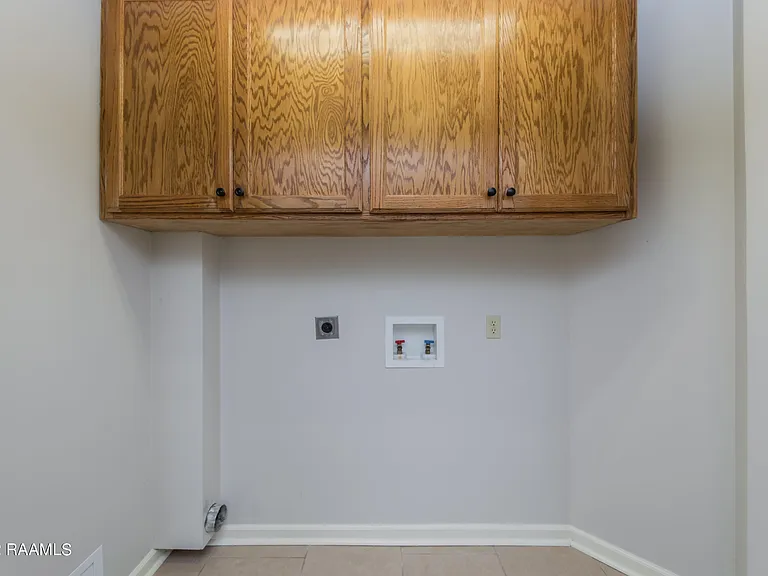1029A Gary Dr — Photo 11